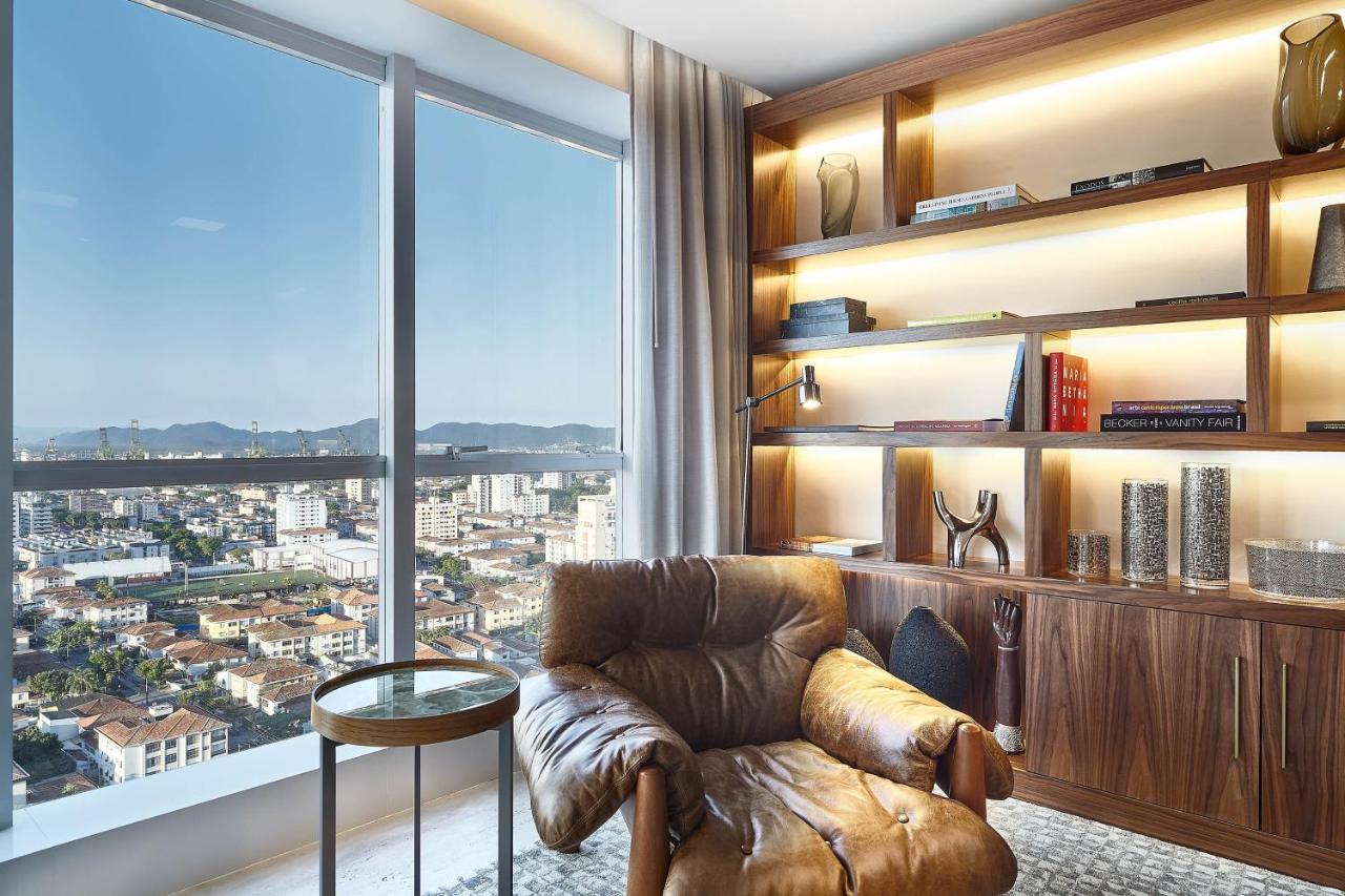 Sheraton Santos Hotel Exteriér fotografie The view from the library