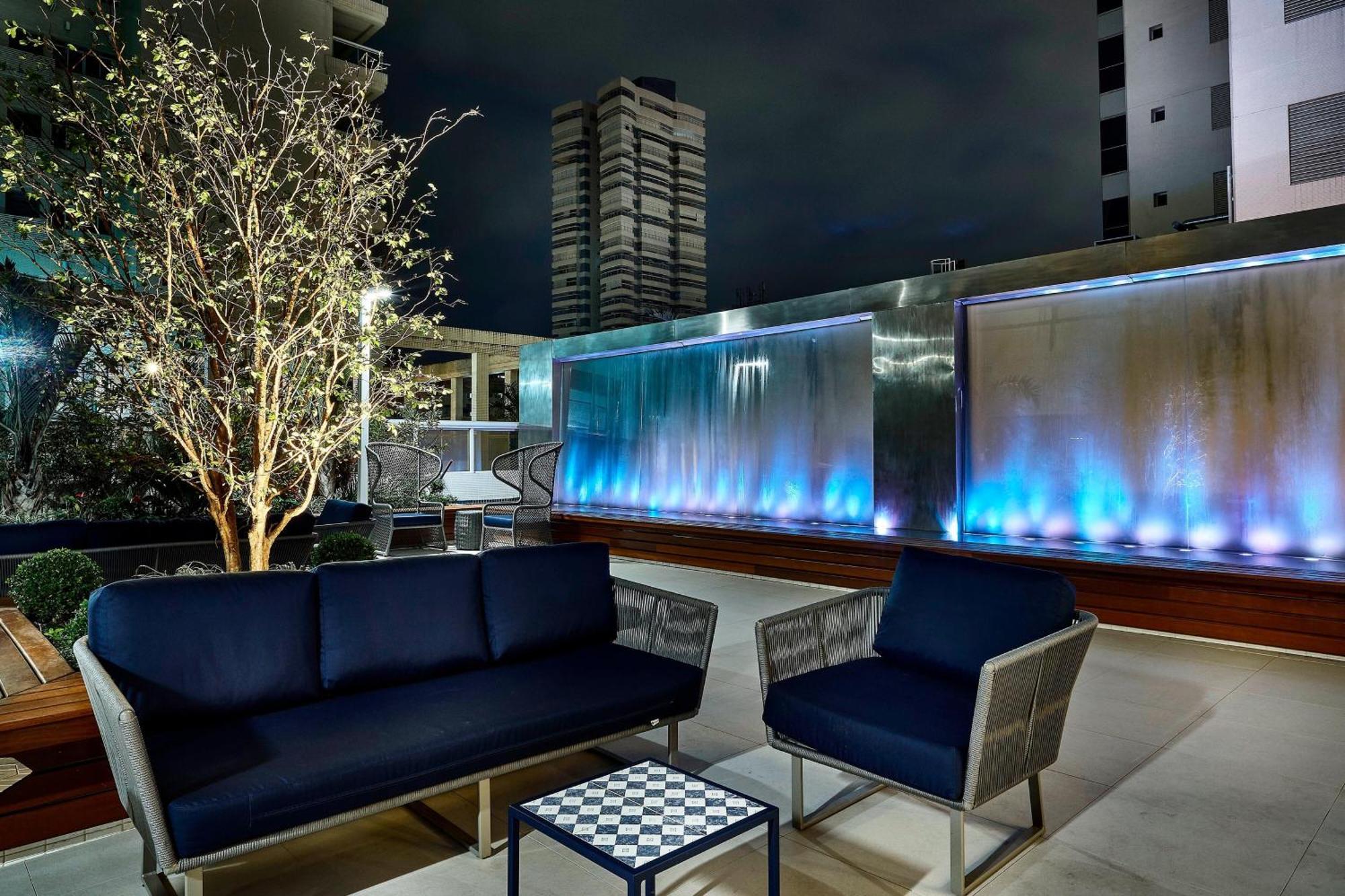 Sheraton Santos Hotel Exteriér fotografie The rooftop lounge at the W New York - Union Square