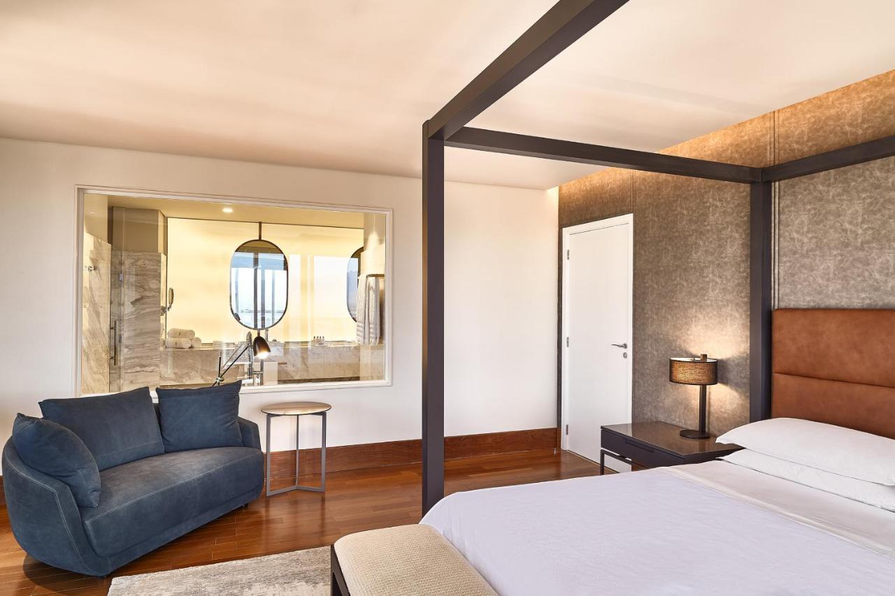 Sheraton Santos Hotel Exteriér fotografie A guest room at the hotel